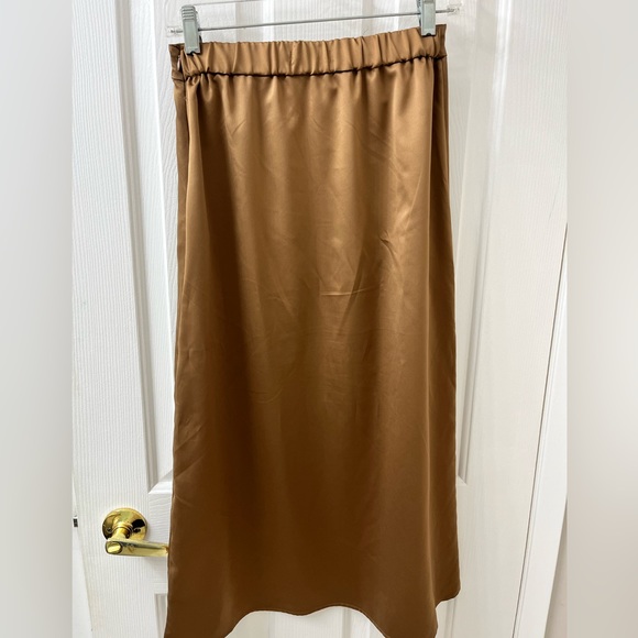 Chic Camel Gold Satin Slip Midi Skirt - Versatile & Elegant - Picture 1 of 2